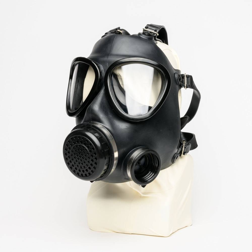Military Adjustable Strap Rubber Gas Mask - Black